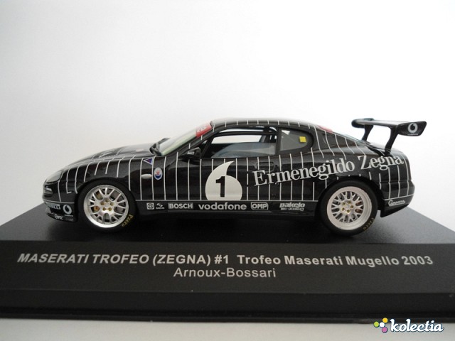 1:43 IXO Maserati Trofeo 2003 Black W/White Stripes - Kolectia 1:43 IXO Maserati Trofeo 2003 Black W/White Stripes - Kolectia